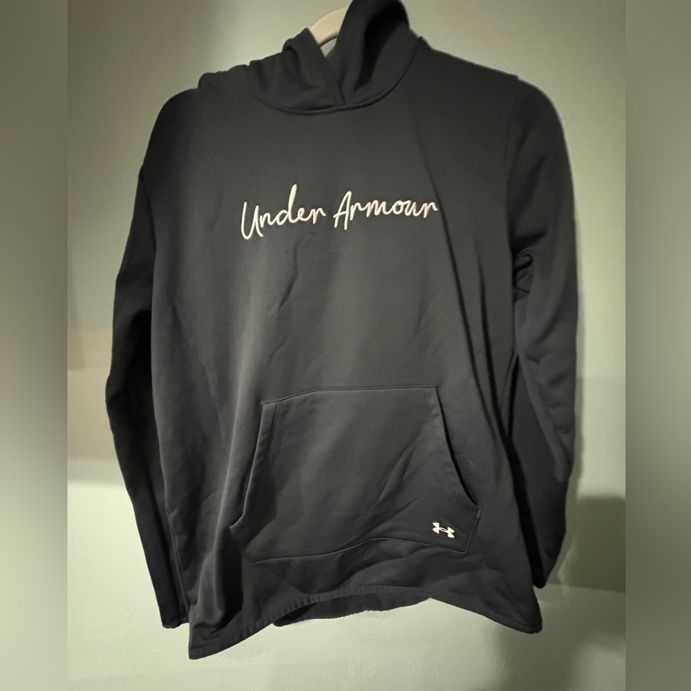 UNDER ARMOUR- sweatshirt